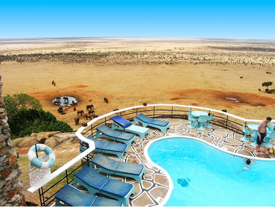 Voi Safari Lodge Dug-up Rock Swimming Pool